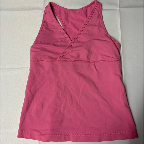 (2/$15) WORKOUT TANK 💝 - Picture 1 of 2